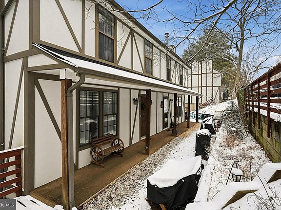 3rd image of 475 King St #A-a-13