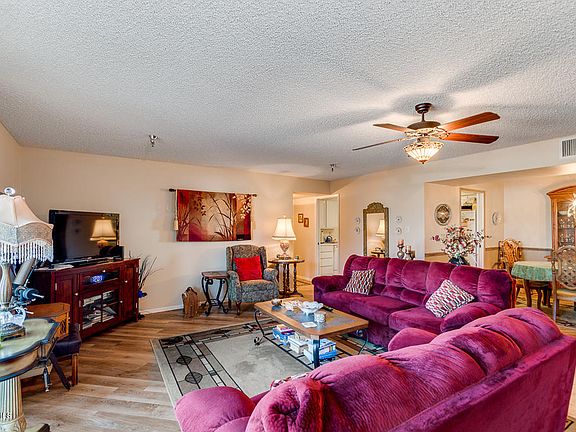 3rd image of 425 S Parkcrest Unit 317