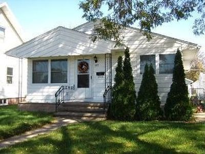 157 Hayes St SW, Cedar Rapids, IA, 52404