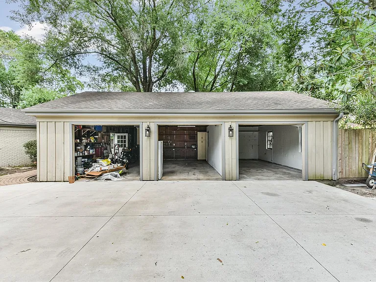 12431 Broken Bough Dr — Photo 48