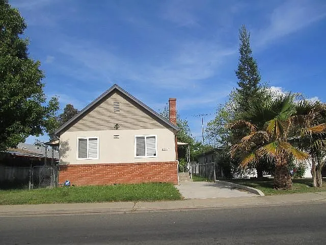 5761 Sampson Blvd photo 1