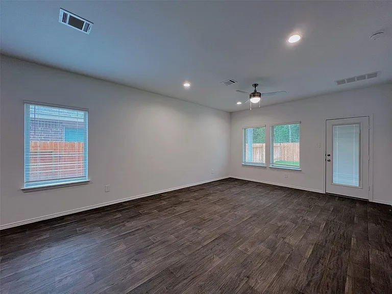 14918 Cypress Hollow Dr — Photo 13