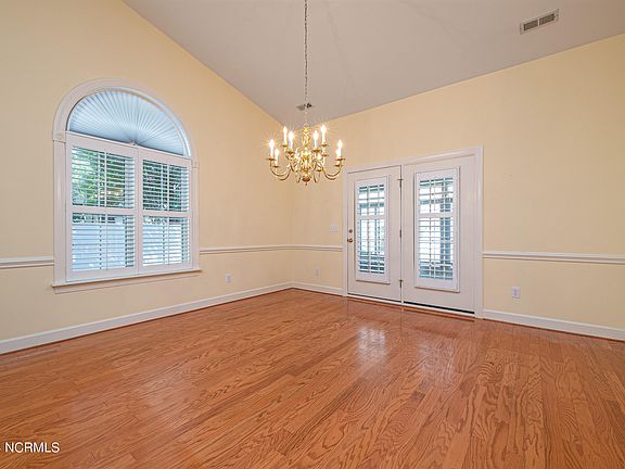 3rd image of 1507 Muirfield Drive