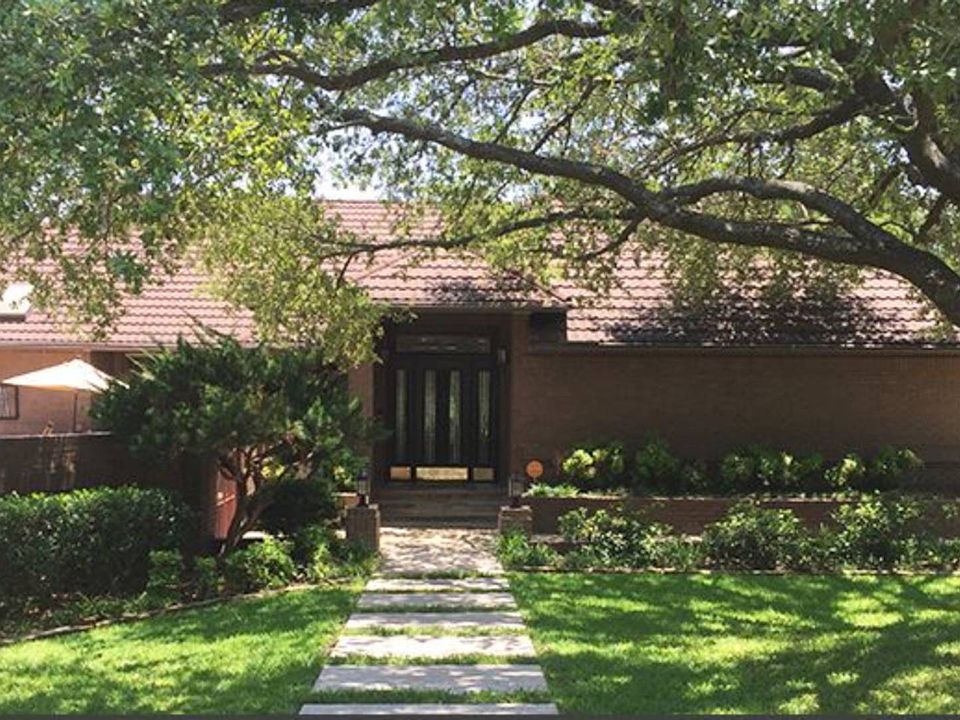 1st image of 3722 Green Hollow Dr