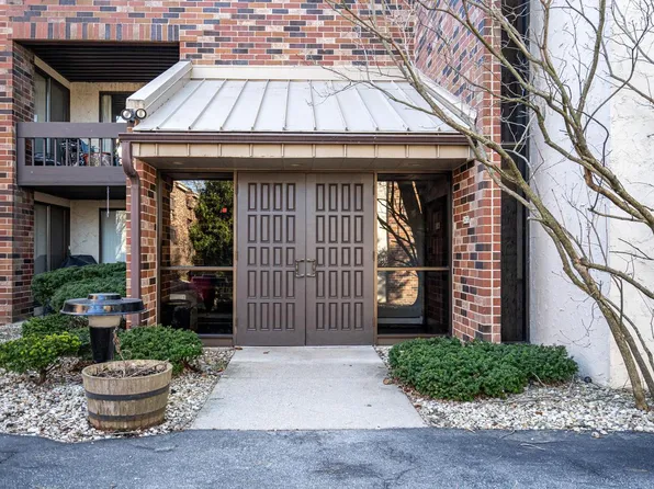 2470 West Good Hope ROAD #168, Glendale, WI 53209