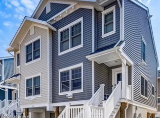 12 Shell Rd, Mantoloking, NJ 08738
