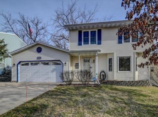 2813 Wayland Dr, Madison, WI 53713