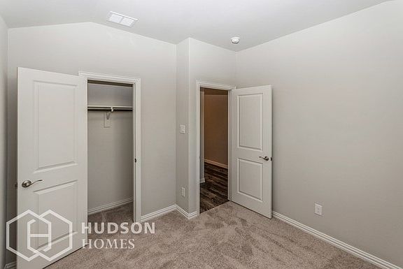 4th image of 3331 Flatiron Dr