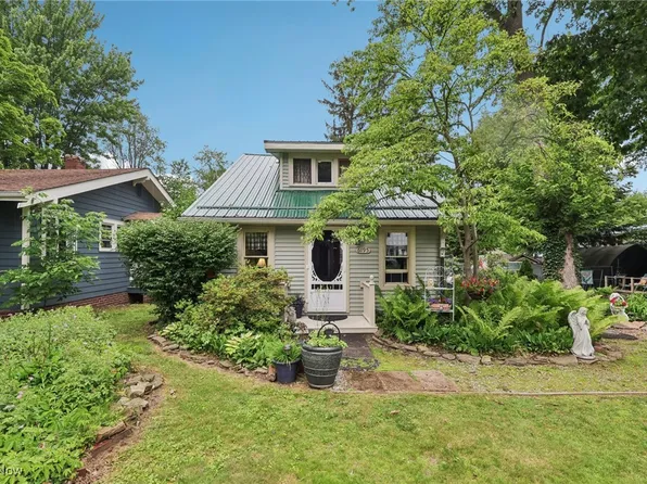 6195 Selkirk Dr, Madison, OH 44057