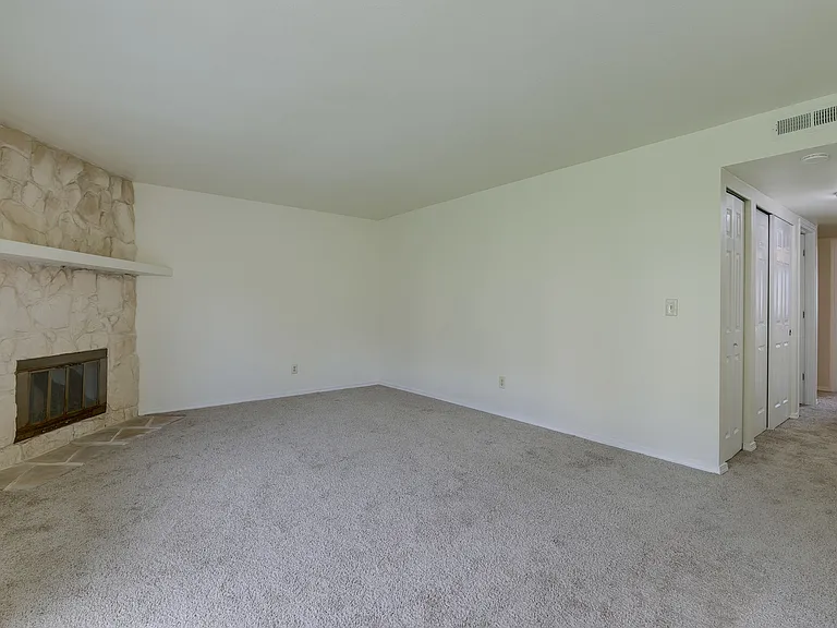 12424 NE 145th St #C25 — Photo 5