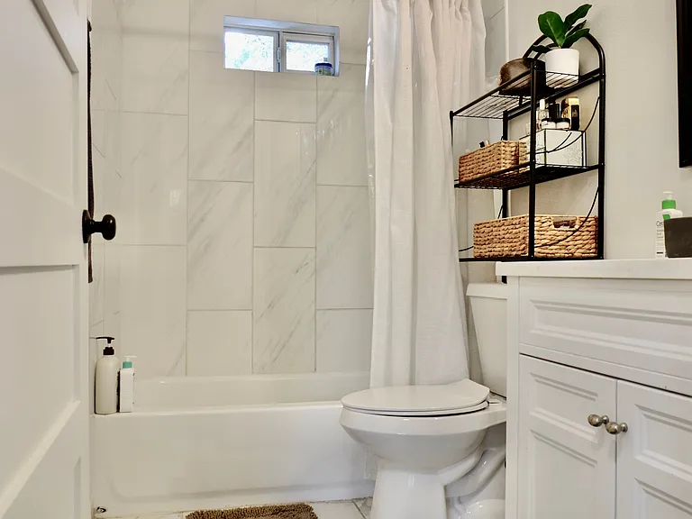 1401 Marcus Pl #B — Photo 19