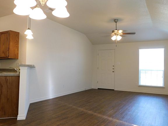 2nd image of 1511 Justin Loop Killeen Texas #A