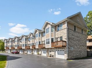 7294 Ogden Ave UNIT F, Riverside, IL 60546