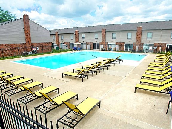 Swimming Pool and Sun Deck