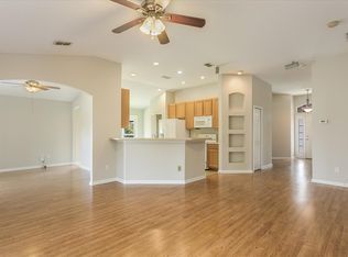 86567 Meadowwood Dr, Yulee, FL 32097