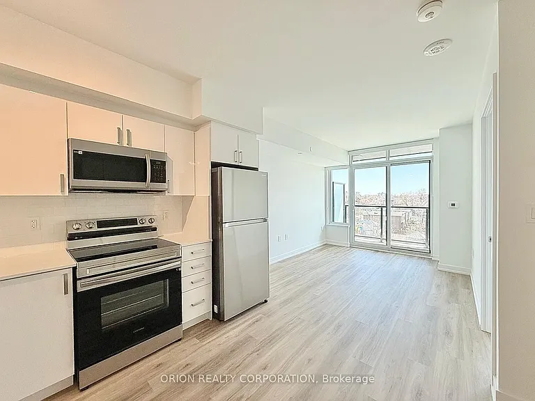 556 Marlee Ave #614 — Photo 1
