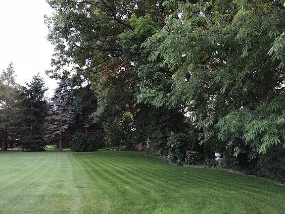 5th image of 4469 Lynne Ln