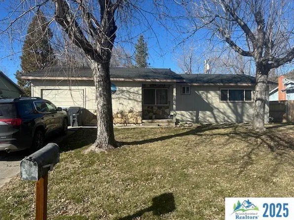 525 Wildwood Way, Susanville, CA 96130