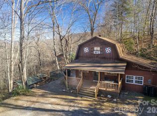 244 Grindstone Knob Rd, Whittier, NC 28789