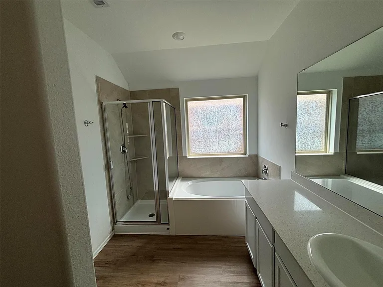 1739 Sahara Dr — Photo 10