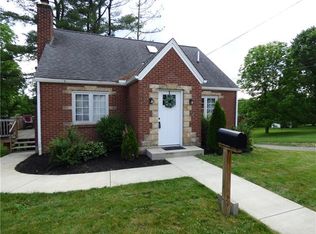 15 Becker St, Houston, PA 15342