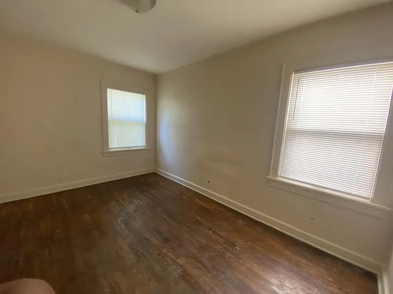 242 W High St #1 — Photo 2