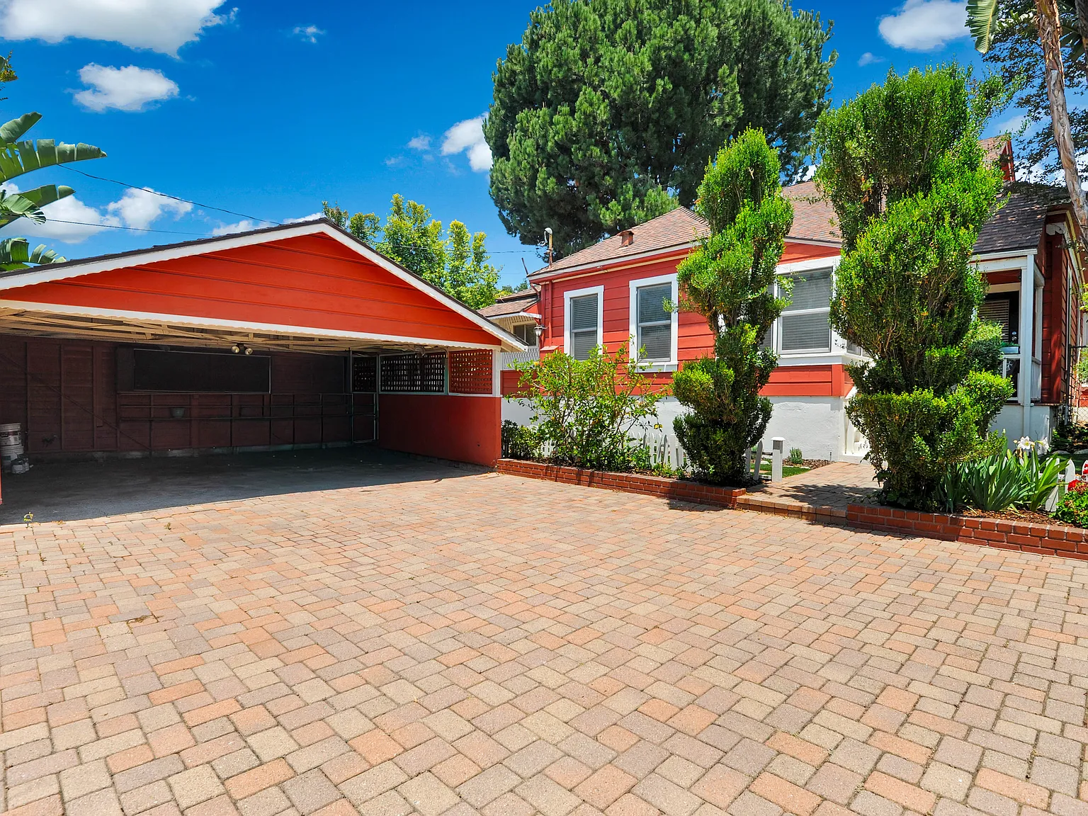3 bed, 2000 sqft, $6,295 — Photo 4