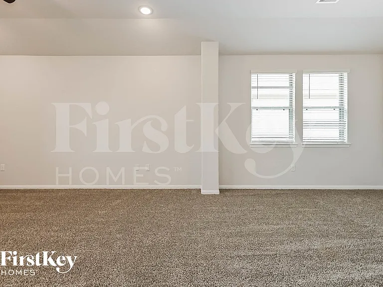 14775 Country Club Dr — Photo 2