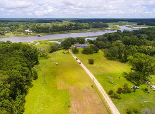 4836 Hezkiah Rd, Wadmalaw Island, SC 29487