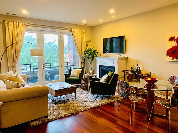 2nd image of 3443 W Belmont Ave #2E
