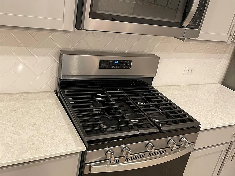 1905 Armitas Ter — Photo 17