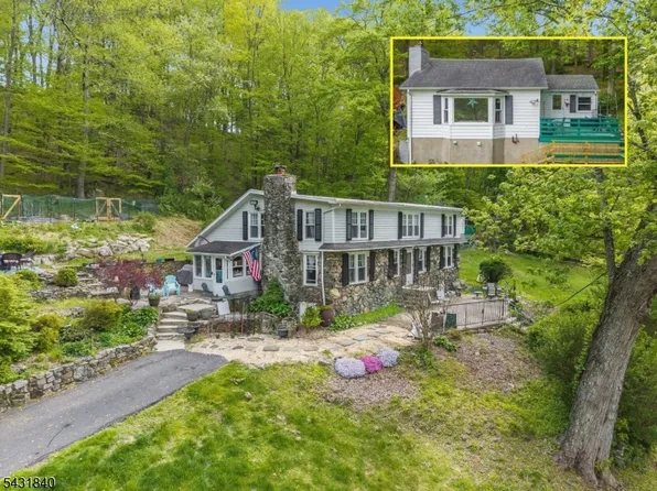 30-32 Hoffmans Crossing R, Lebanon Twp., NJ 07830