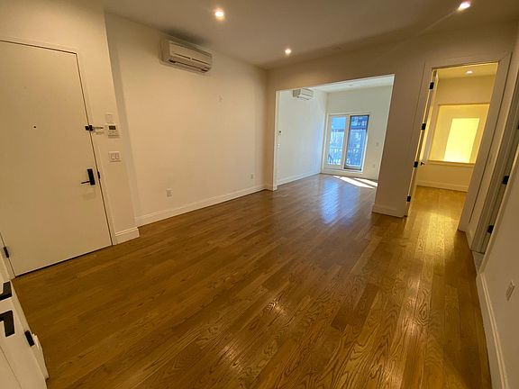 2nd image of 2443 Ocean Ave #2A