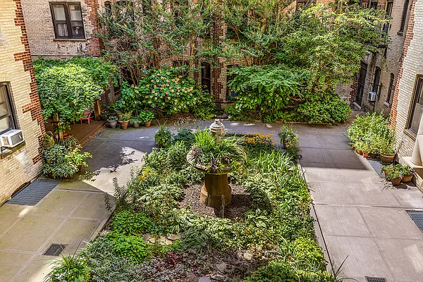 Sold by Corcoran | media 6