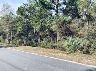 22 Oak St, Carrabelle, FL 32322