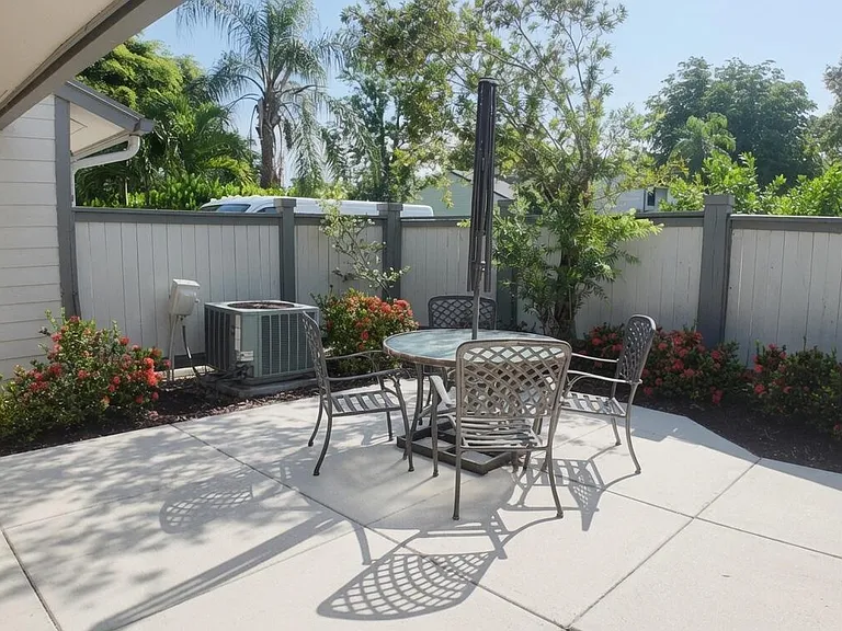 13368 Bedford Mews Ct — Photo 18