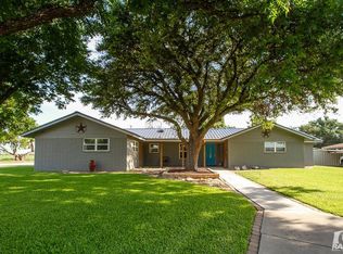 109 Maple St, Eldorado, TX 76936