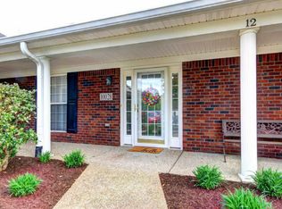 10028 Chenoweth Vista Way, Louisville, KY 40299