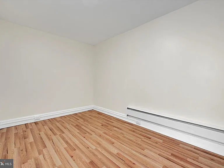 641R Bingaman St — Photo 9