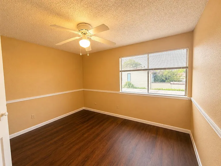 7170 S Dairy Ashford Rd — Photo 11