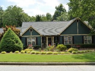 520 Tribble Creek Dr, Grayson, GA