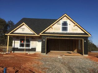 522 Ridgeville Crossing Dr, Inman, SC 29349