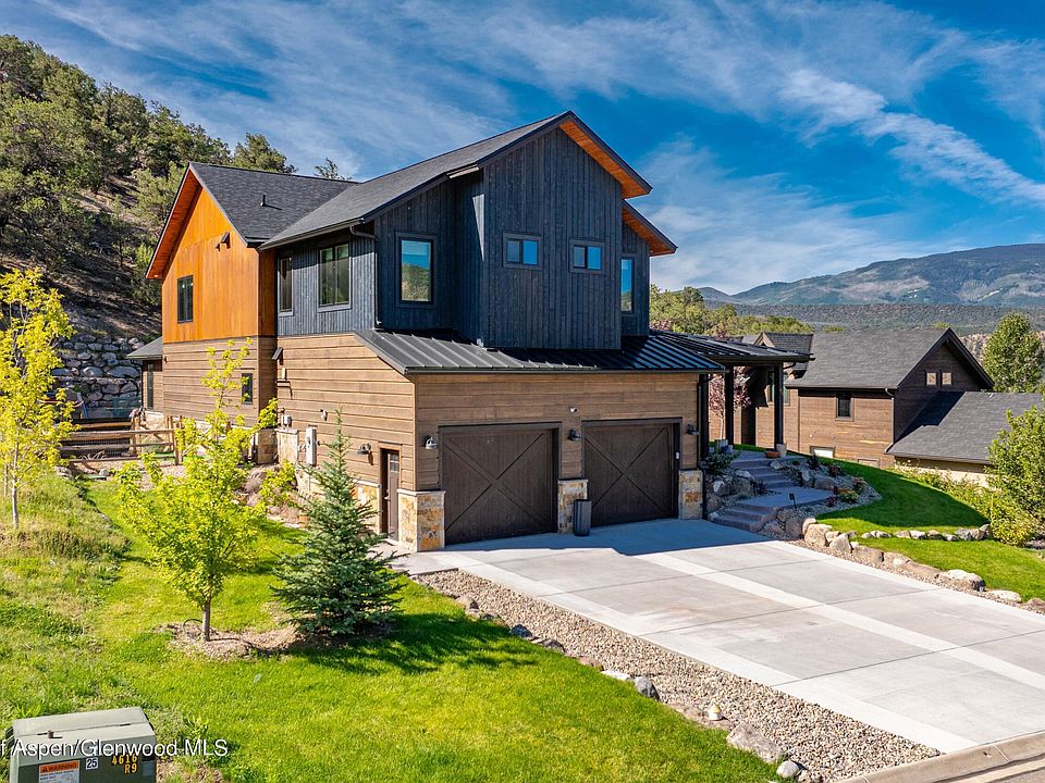 1st image of 64 Cliff Rose Way