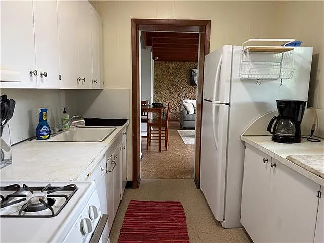 115 Grenadine St #3 — Photo 24