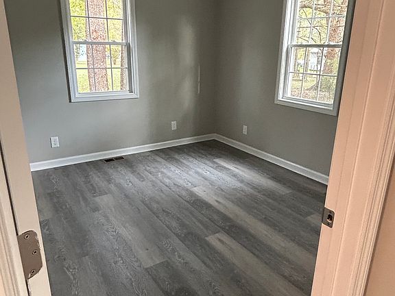 2nd image of 0 E Warren St