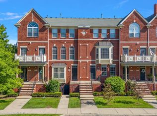 3283 Camden Dr, Troy, MI