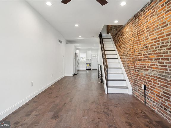 5th image of 1537 N Marston St