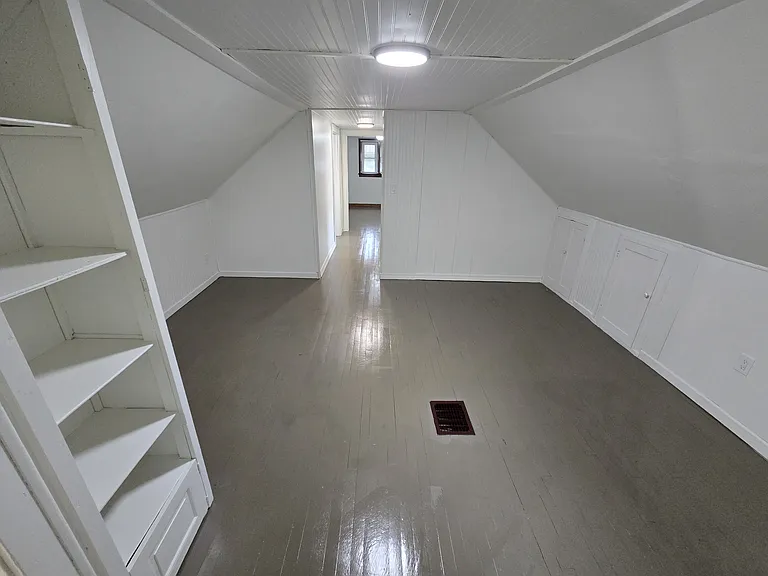 4600 N 51st Blvd — Photo 13
