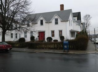 65 Lewis St, Lynn, MA 01902