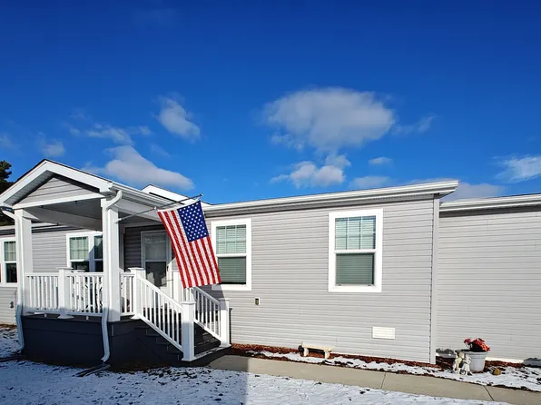 1032 Cambry Cir #62, Grass Lake, MI 49240